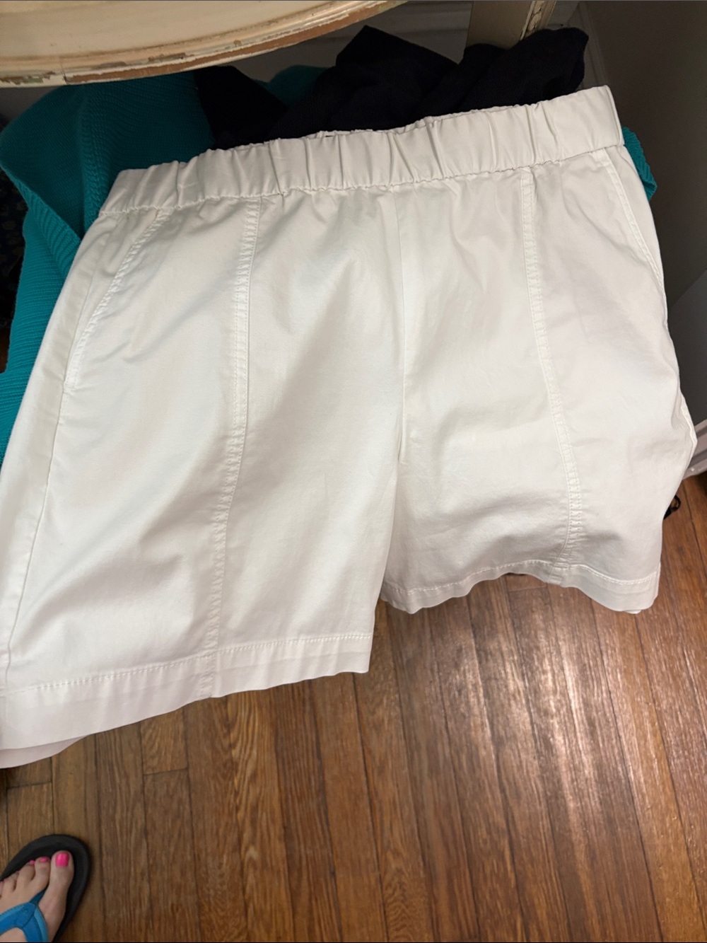 Talbots white Elastic Waist shorts
